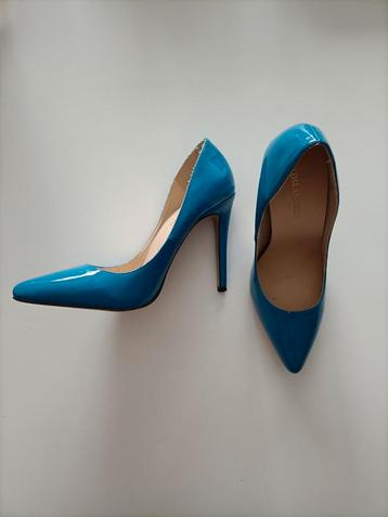 LOSLANDIFEN maat 39 beschikbaar voor biedingen