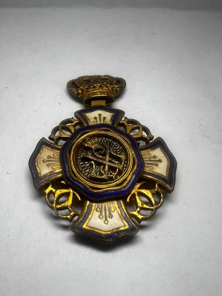 Koninklijke Orde van de Leeuw, Postzegels en Munten, Penningen en Medailles, Ophalen