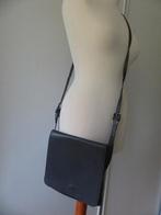 Crossover gris Nathan Handy, Bijoux, Sacs & Beauté, Sacs | Sacs Femme, Enlèvement ou Envoi, Comme neuf, Gris, Sac à bandoulière