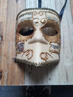 Masque vénitien, Antiquités & Art, Enlèvement