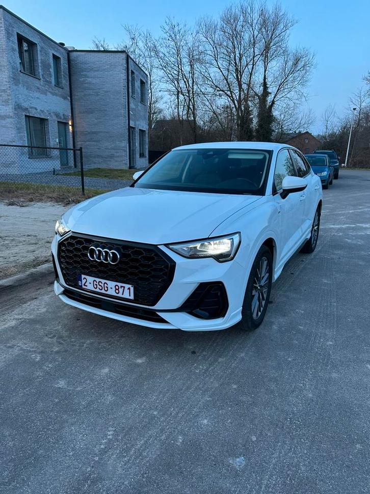 Audi q3 sportback s-line, Auto's, Audi, Particulier, Q3, Bluetooth, Diesel, Euro 6, Automaat, Wit, Dealer onderhouden, Onderhoudsboekje
