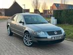 Volkswagen Passat 2.0 Benzine – 96 kW – 149.000 km, Auto's, Voorwielaandrijving, 1998 cc, Stof, Bedrijf