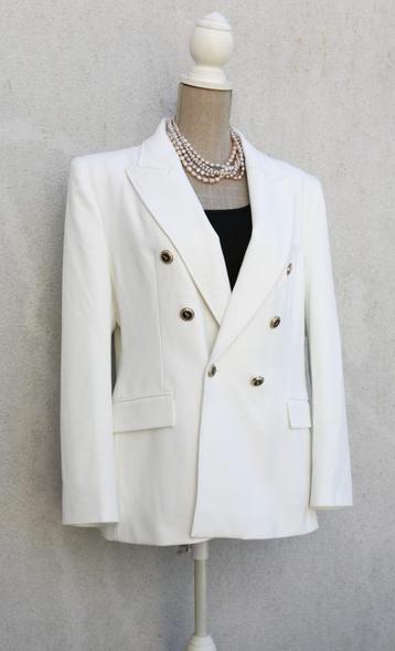 Leuke witte blazer van Zara XL beschikbaar voor biedingen