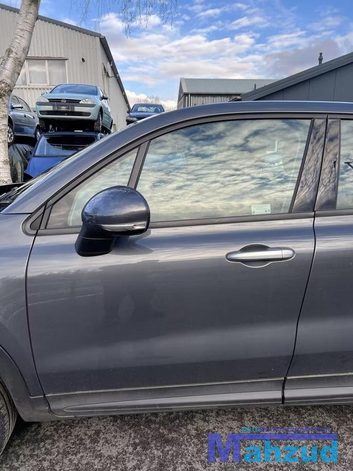 FIAT 500X donker grijs 679 links voor deur portier 2014+, Autos : Pièces & Accessoires, Carrosserie & Tôlerie, Porte, Fiat, Avant