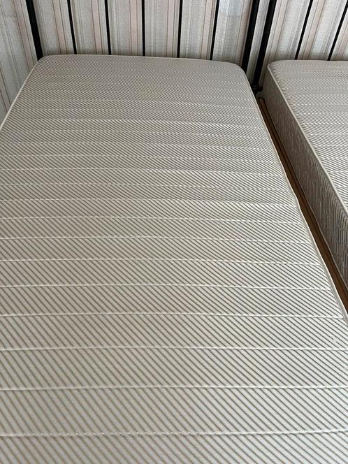 2x VELDA BEDDING matras 100x200 cm, Huis en Inrichting, Slaapkamer | Matrassen en Bedbodems, Zo goed als nieuw, Matras, 100 cm