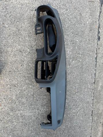 Bmw e36 coupe cabrio dashboard beschikbaar voor biedingen