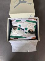 Jordan 4 SB Pine Green 44, Kleding | Heren, Overige kleuren, Nieuw, Ophalen of Verzenden, Sneakers
