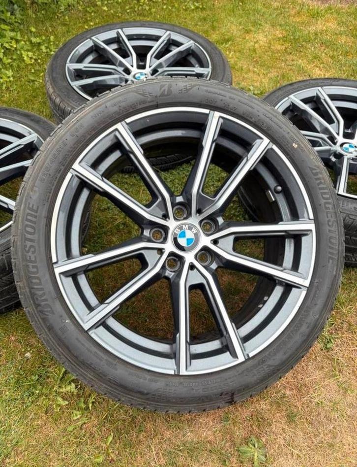 Jantes BMW 18" originales + 4 pneus Bridgestone 225/45/18, Auto-onderdelen, Banden en Velgen, Band(en), 18 inch, Nieuw, Ophalen