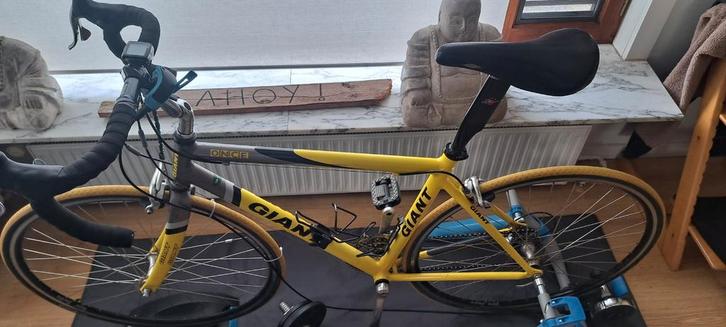 Racefiets giant + tacx rollentrainer, Fietsen en Brommers, Fietsen | Racefietsen, Zo goed als nieuw, Giant, Ophalen