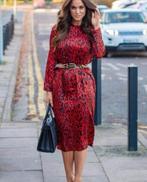 Robe rouge Zara femme imprimé animalier léopard New XL, Vêtements | Femmes, Robes, Taille 46/48 (XL) ou plus grande, Rouge, Enlèvement ou Envoi