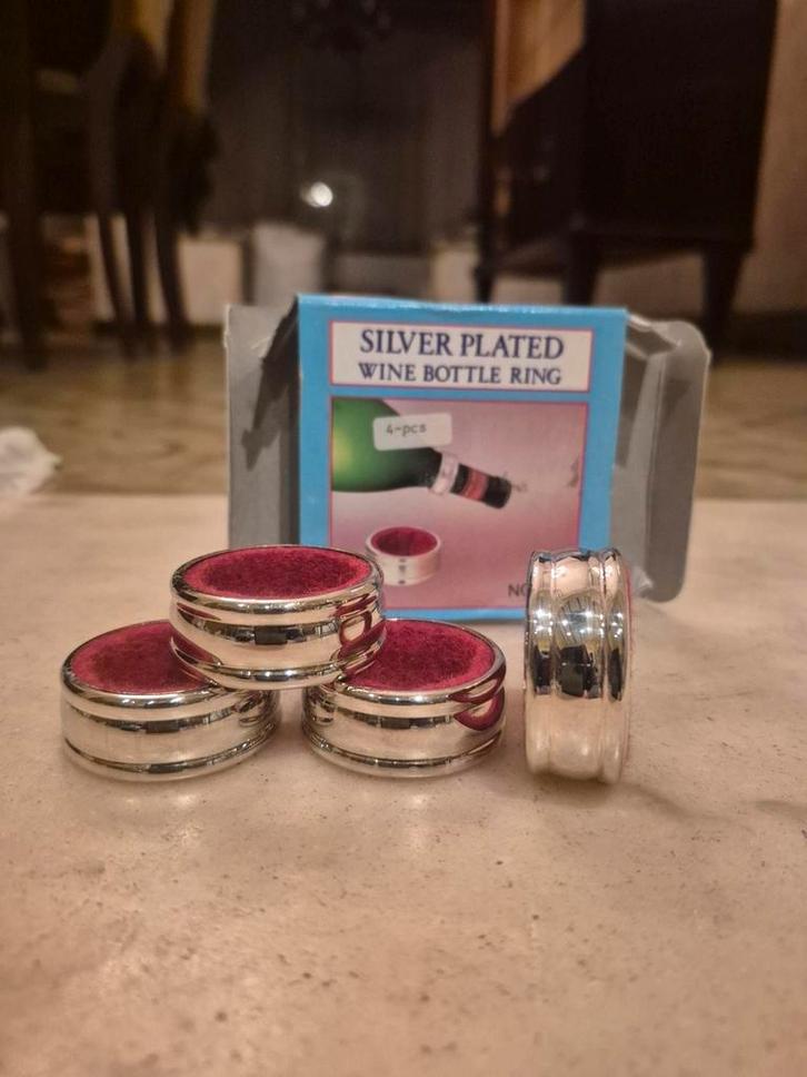 Lot de 4 anneaux anti-goutte plaqué argent en parfait état., Antiquités & Art, Antiquités | Argent & Or, Argent, Enlèvement