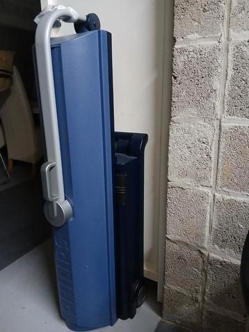 Mobiele zonnebank  beschikbaar voor biedingen
