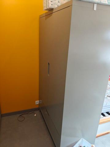 Kasten kinderkamer beschikbaar voor biedingen