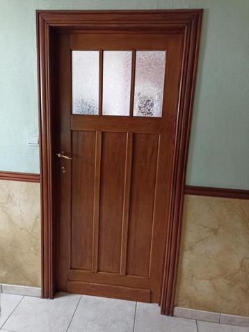 binnen deuren beschikbaar voor biedingen