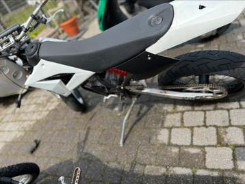 Cpi sm 50cc, Fietsen en Brommers, Ophalen, Zo goed als nieuw