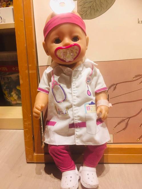 Baby Born dokter, Kinderen en Baby's, Speelgoed | Poppen, Zo goed als nieuw, Babypop, Ophalen