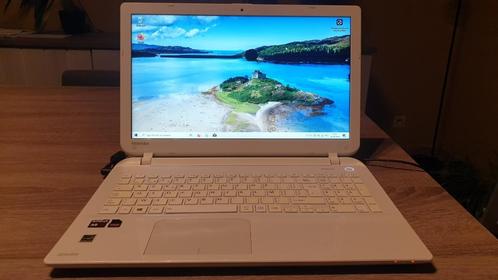 Toshiba Satellite L50D, Informatique & Logiciels, Ordinateurs portables Windows, Utilisé, 15 pouces, SSD, 2 à 3 Ghz, 8 GB, Azerty