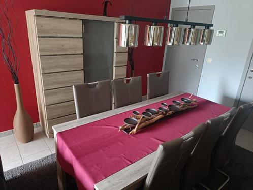 Volledige eetplaats, tapijten en tv hoek, Huis en Inrichting, Complete eetkamers, Ophalen