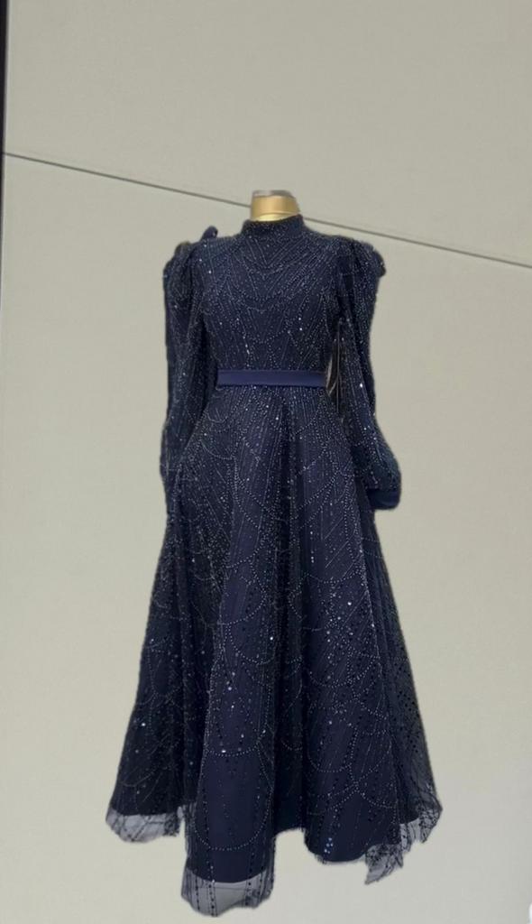 Volledig nieuw nooit gebruikte abaya, Kleding | Dames, Gelegenheidskleding, Nieuw, Maat 38/40 (M), Ophalen