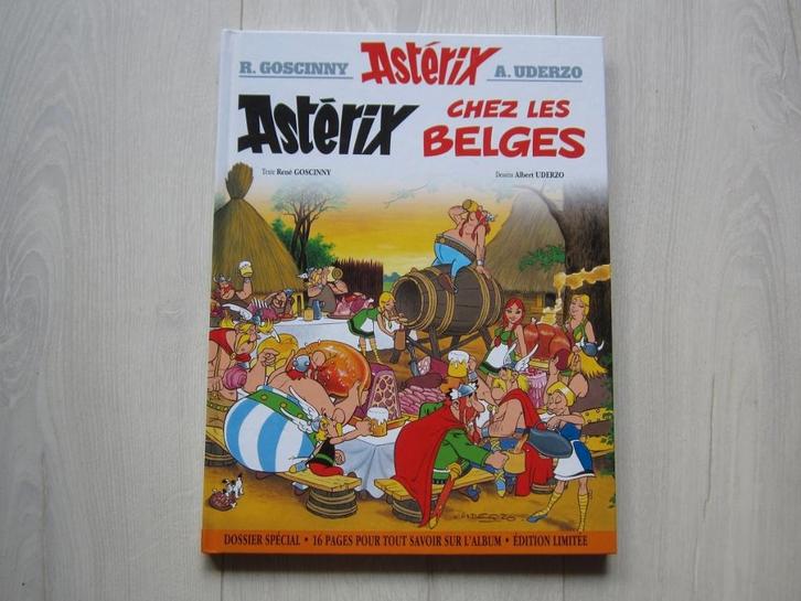 Astérix chez les Belges - avec dossier spécial - Ed. limitée, Boeken, Stripverhalen, Zo goed als nieuw, Eén stripboek, Ophalen of Verzenden