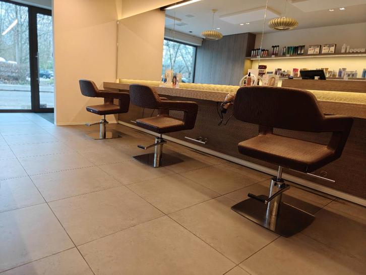 Kappers stoel 3 stuks, Zakelijke goederen, Kantoor en Winkelinrichting | Kassa's en Betaalsystemen, Ophalen