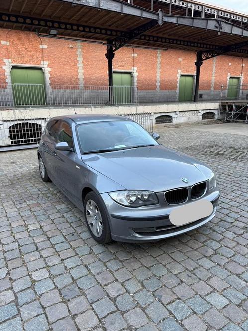BMW 118d 2009 EURO 5 NIKKEL CONDITIE VOOR 2950€!, Auto's, BMW, Particulier, 1 Reeks, ABS, Airbags, Airconditioning, Boordcomputer