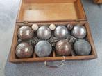 Vieilles boules de pétanque dans une valise, Sports & Fitness, Bowling, Enlèvement ou Envoi, Utilisé