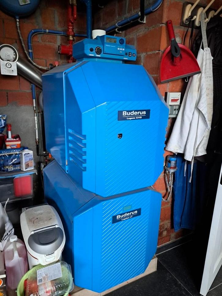 Buderus logano G115 mazoutketel met warmwaterboiler, Bricolage & Construction, Chauffe-eau & Boilers, Utilisé, Boiler, Plus de 10 ans