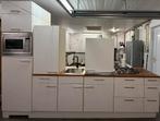 Compleet wit keuken, Huis en Inrichting, Keuken | Servies, Ophalen, Zo goed als nieuw