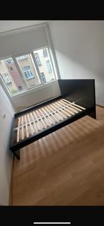 LIT IKÉA + COMMODE  brun/Noir ( sur schaerbeek ), Enlèvement, Comme neuf