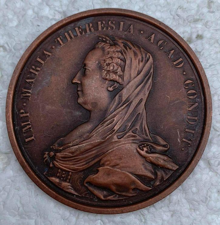 Medaille, Penning, Maria Theresia, Academie Royal Belges, Timbres & Monnaies, Pièces & Médailles, Bronze, Enlèvement ou Envoi