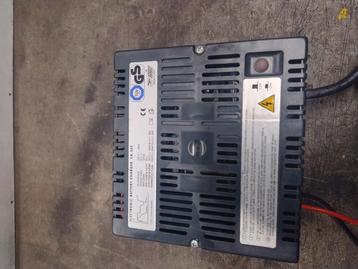 Batterijlader cb522 beschikbaar voor biedingen