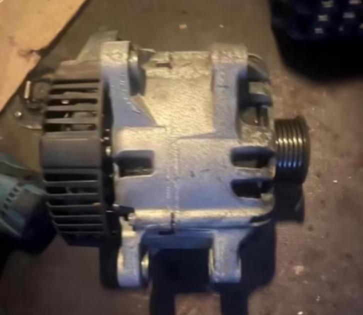 Dynamo 2l hdi 180pk referentie 9815683280-01 psa group, Auto-onderdelen, Motor en Toebehoren, Citroën, Opel, Peugeot, Toyota, Gebruikt