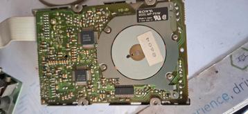 GEZOCHT floppy macintosh plus 1mb beschikbaar voor biedingen