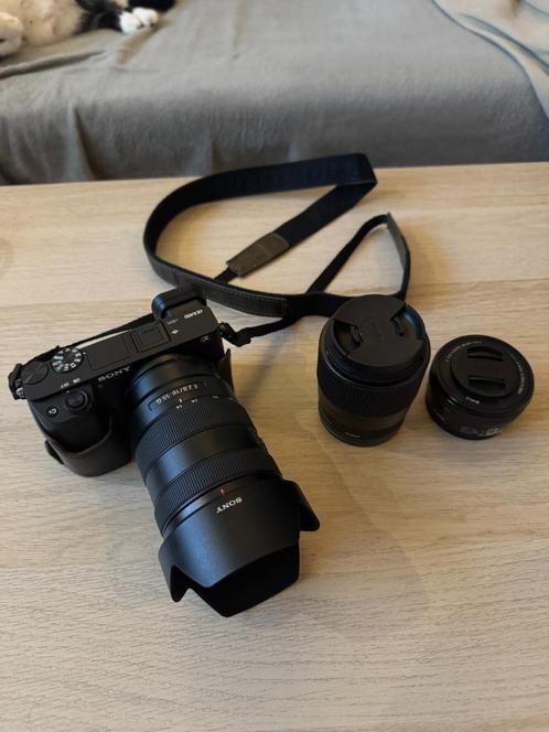 Sony A6400 in perfecte zomer + 3 lenzen, Audio, Tv en Foto, Fotocamera's Digitaal, Zo goed als nieuw, Spiegelreflex, Sony, Ophalen