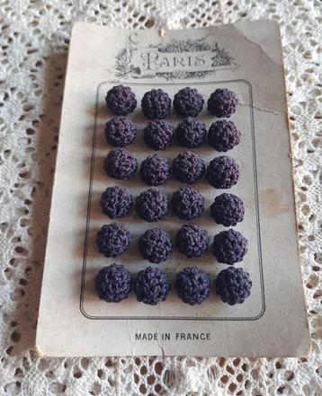 Oude Franse brocante zwart gehaakte knopen op kaartje, PARIS