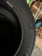 4 Pneus hiver michelin 205/55/R16 quasi neufs, Autos : Pièces & Accessoires, Pneus & Jantes, Neuf, Pneus hiver, 16 pouces, Véhicule de tourisme