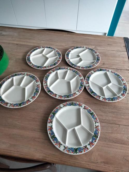 Set prijs vintage Villeroy Boch Multi colour fondue borden, Huis en Inrichting, Keuken | Servies, Gebruikt, Bord(en), Ophalen of Verzenden