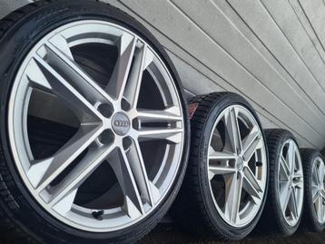 Originele set 19 inch Audi A4 S4 B8 B9 TT TTS s-line velgen