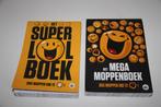 2 moppen boekjes * super lol boek + mega moppenboek, Ophalen of Verzenden, Zo goed als nieuw, Moppen