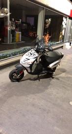 Piaggio Zip 2T (LC) – SP Look – Malossi & Yasuni – B-Klasse, Fietsen en Brommers, Scooters | Piaggio, Ophalen, Zo goed als nieuw