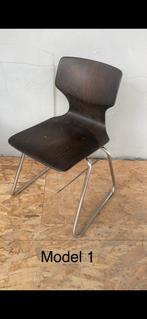 Flötotto stoel, Huis en Inrichting, Stoelen, Ophalen, Bruin, Zo goed als nieuw, Vijf, Zes of meer stoelen