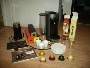 nespresso vertuo + melkschuimer + cups + tasjes