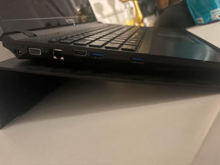 Q-force laptop, Computers en Software, Windows Laptops, Gebruikt, HDD, Azerty, Ophalen