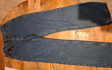 No-nonsense jeansbroek in perfecte staat maat 24/30 beschikbaar voor biedingen
