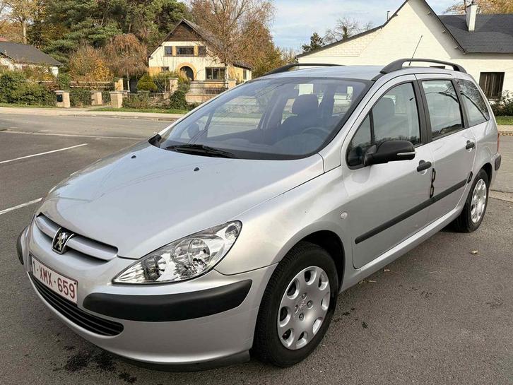 Peugeot 307 break 1.6i 77.000 km, Auto's, Peugeot, Particulier, Benzine, Break, 5 deurs, Handgeschakeld, Zilver of Grijs, Zwart