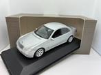 Mercedes-Benz E-klasse Saloon (Type W211) 2003 - MiniChamps, Hobby en Vrije tijd, Ophalen of Verzenden, Nieuw, Auto, MiniChamps