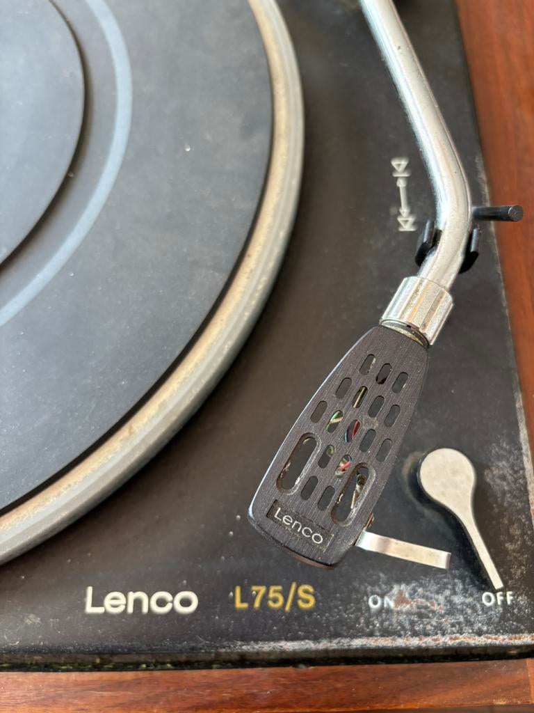 Lenco l75 s met Jelco arm, TV, Hi-fi & Vidéo, Tourne-disques, Utilisé, Tourne-disque, Autres marques, Réglage pitch, Enlèvement