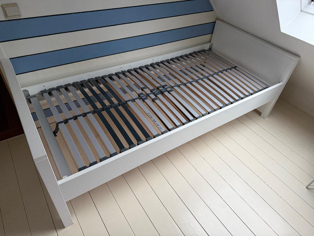 Bed Bopita wit, Kinderen en Baby's, Kinderkamer | Bedden, Ophalen, Zo goed als nieuw