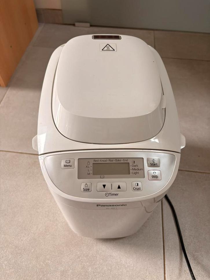 Panasonic SD-YR2540, Elektronische apparatuur, Broodbakmachines, Gebruikt, 400 tot 800 gram deeg, Meer dan 10 programma's, Ophalen
